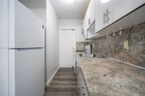 Appartement à louer à Miami Beach, Floride: 1 chambre, 55.74 m2 № 1931709 - photo 7