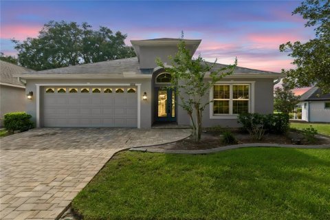 Villa ou maison à Lutz, Floride 3 chambres, 186.55 m2 № 2151359