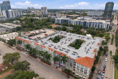 Condo in Fort Lauderdale, Florida, 2 bedrooms  № 2427898 - photo 26