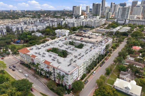 Condo in Fort Lauderdale, Florida, 2 bedrooms  № 2427898 - photo 27