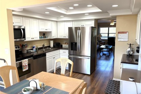 Condo in Bradenton, Florida, 2 bedrooms  № 2199305 - photo 6