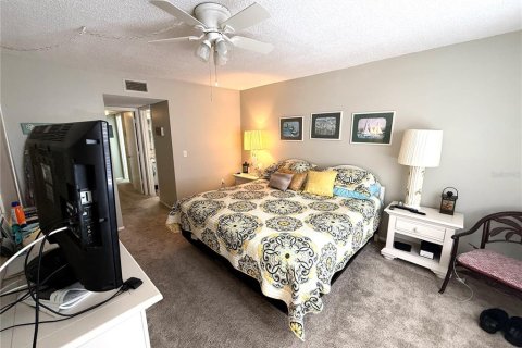 Condo in Bradenton, Florida, 2 bedrooms  № 2199305 - photo 21