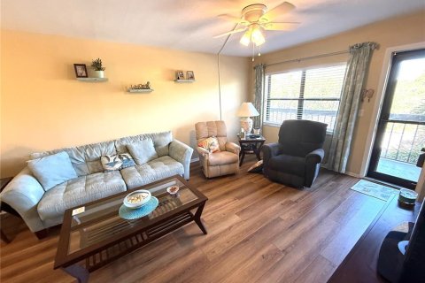 Condo in Bradenton, Florida, 2 bedrooms  № 2199305 - photo 13