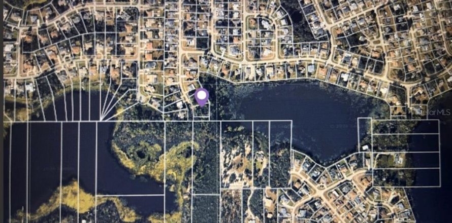 Terrain à Deltona, Floride № 2148534