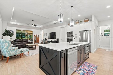 Villa ou maison à vendre à Dade City, Floride: 4 chambres, 216.65 m2 № 2430531 - photo 10