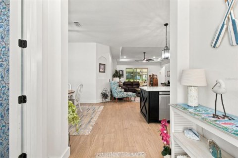 Villa ou maison à vendre à Dade City, Floride: 4 chambres, 216.65 m2 № 2430531 - photo 3