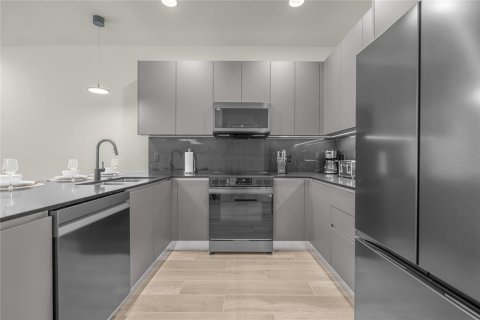 Adosado en alquiler en Clermont, Florida, 3 dormitorios, 172.15 m2 № 1536972 - foto 4