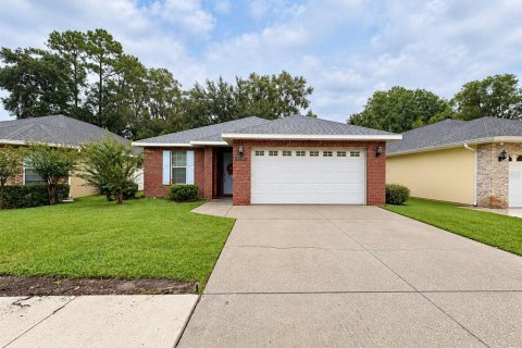 Villa ou maison à Ocala, Floride 3 chambres, 146.97 m2 № 2406559