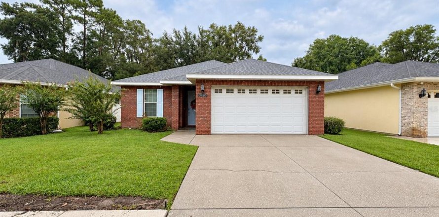 Villa ou maison à Ocala, Floride 3 chambres, 146.97 m2 № 2406559