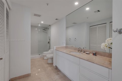 Condo in Miami, Florida, 1 bedroom  № 1937886 - photo 13