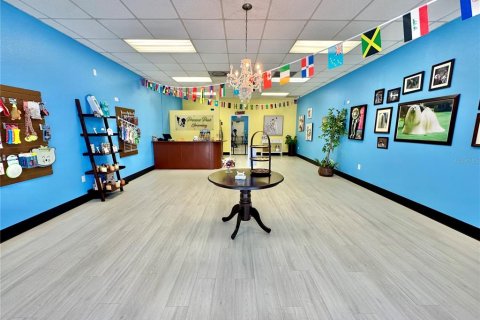 Immobilier commercial à vendre à Kissimmee, Floride: 92.9 m2 № 2094641 - photo 6