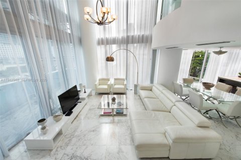 Condominio en venta en Miami, Florida, 2 dormitorios, 157.38 m2 № 2000989 - foto 2