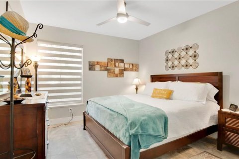 Condo in Orlando, Florida, 1 bedroom  № 1744381 - photo 13