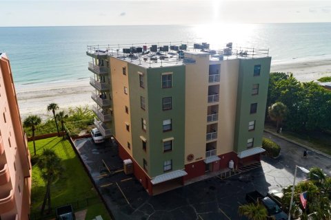 Condo in Indian Shores, Florida, 1 bedroom  № 2377798 - photo 25