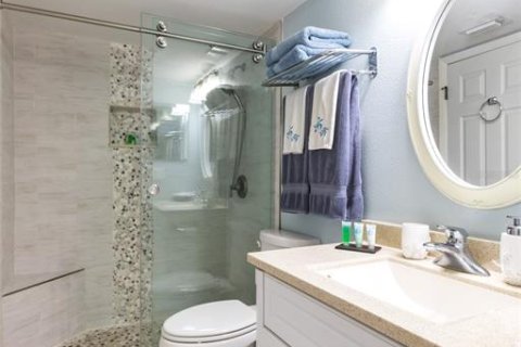 Condo in Indian Shores, Florida, 1 bedroom  № 2377798 - photo 12