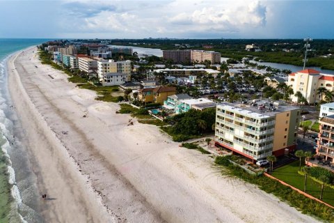 Condo in Indian Shores, Florida, 1 bedroom  № 2377798 - photo 22