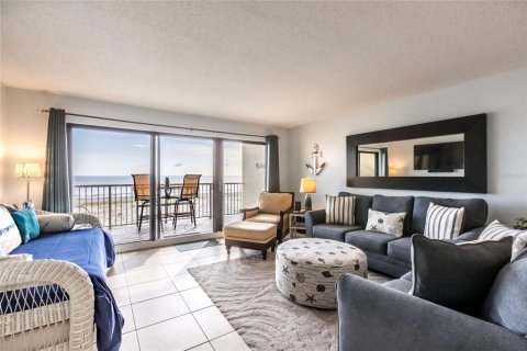 Condo in Indian Shores, Florida, 1 bedroom  № 2377798 - photo 2