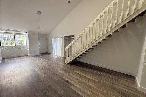 Купить таунхаус в Норт-Лодердейл, Флорида 2 спальни, 110.18м2, № 2042957 - фото 6