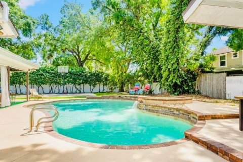 Casa en venta en Temple Terrace, Florida, 4 dormitorios, 218.88 m2 № 1838170 - foto 8