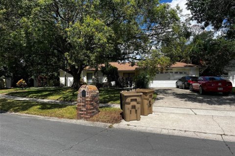 Casa en venta en Temple Terrace, Florida, 4 dormitorios, 218.88 m2 № 1838170 - foto 1