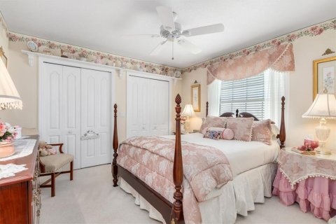 House in Punta Gorda, Florida 3 bedrooms, 207.36 sq.m. № 1563001 - photo 28