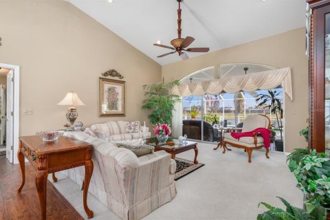 House in Punta Gorda, Florida 3 bedrooms, 207.36 sq.m. № 1563001 - photo 6