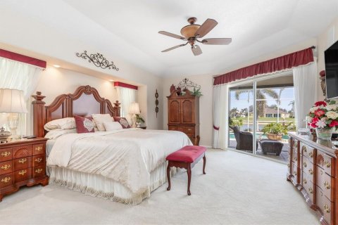 House in Punta Gorda, Florida 3 bedrooms, 207.36 sq.m. № 1563001 - photo 21