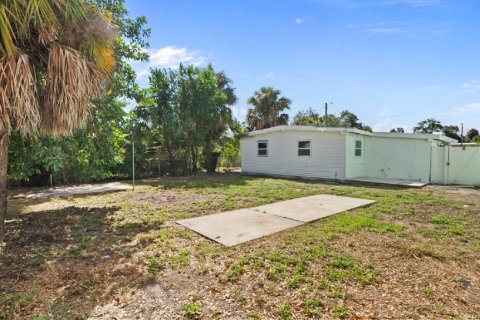 Villa ou maison à vendre à Tampa, Floride: 2 chambres, 72 m2 № 2429307 - photo 14