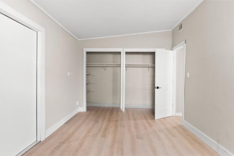 Villa ou maison à vendre à Tampa, Floride: 2 chambres, 72 m2 № 2429307 - photo 12