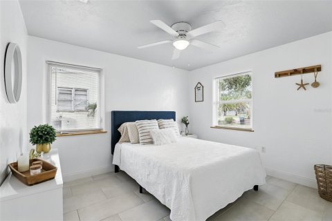 House in New Smyrna Beach, Florida 2 bedrooms, 81.94 sq.m. № 1631095 - photo 21