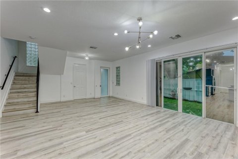 Townhouse in Fort Lauderdale, Florida 3 bedrooms, 171.31 sq.m. № 2400507 - photo 7