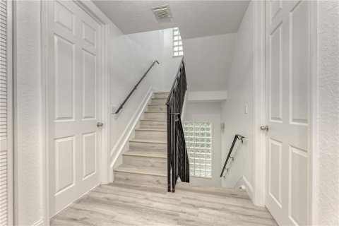 Townhouse in Fort Lauderdale, Florida 3 bedrooms, 171.31 sq.m. № 2400507 - photo 23