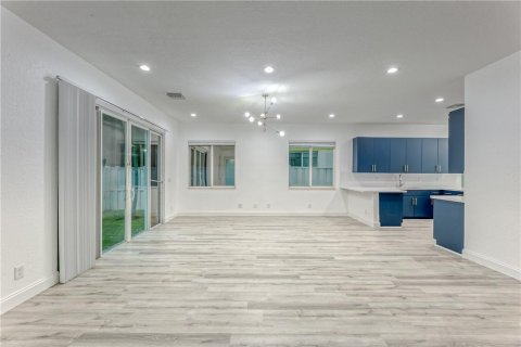 Townhouse in Fort Lauderdale, Florida 3 bedrooms, 171.31 sq.m. № 2400507 - photo 5