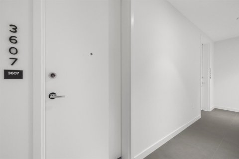Copropriété à louer à Miami, Floride: 1 chambre, 66.05 m2 № 2376893 - photo 18