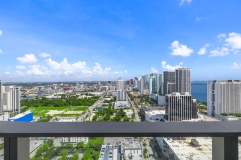 Copropriété à louer à Miami, Floride: 1 chambre, 66.05 m2 № 2376893 - photo 17