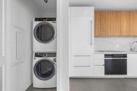 Copropriété à louer à Miami, Floride: 1 chambre, 66.05 m2 № 2376893 - photo 9