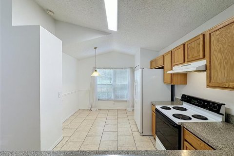House in Davenport, Florida 3 bedrooms, 126.81 sq.m. № 2236778 - photo 7