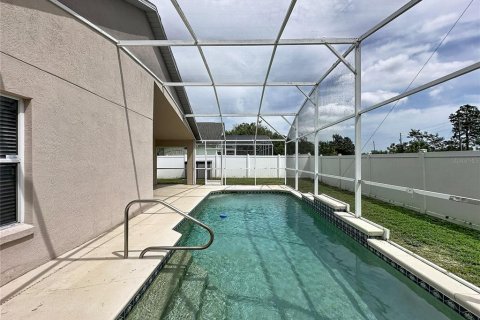 House in Davenport, Florida 3 bedrooms, 126.81 sq.m. № 2236778 - photo 28