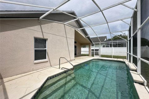 House in Davenport, Florida 3 bedrooms, 126.81 sq.m. № 2236778 - photo 27