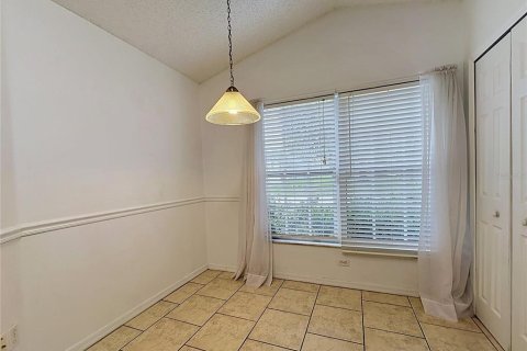 House in Davenport, Florida 3 bedrooms, 126.81 sq.m. № 2236778 - photo 8