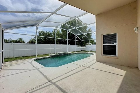 House in Davenport, Florida 3 bedrooms, 126.81 sq.m. № 2236778 - photo 29