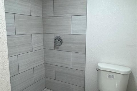 House in Lakeland, Florida 3 bedrooms, 130.53 sq.m. № 1904565 - photo 14