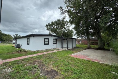 House in Lakeland, Florida 3 bedrooms, 130.53 sq.m. № 1904565 - photo 23