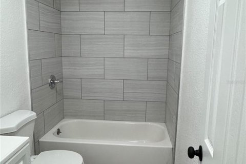 House in Lakeland, Florida 3 bedrooms, 130.53 sq.m. № 1904565 - photo 13