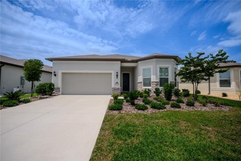 Casa en Ocala, Florida 2 dormitorios, 196.58 m2 № 2102562