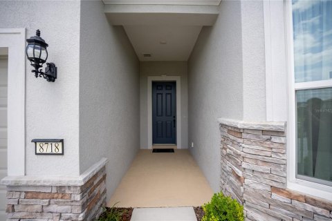 House in Ocala, Florida 2 bedrooms, 196.58 sq.m. № 2102562 - photo 2