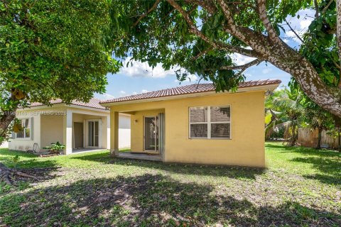 Casa en alquiler en Homestead, Florida, 3 dormitorios, 149.57 m2 № 2053307 - foto 13