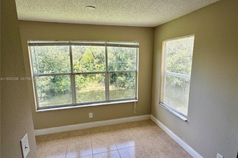 Купить кондоминиум в Санрайз, Флорида 2 спальни, 89.65м2, № 1990810 - фото 9