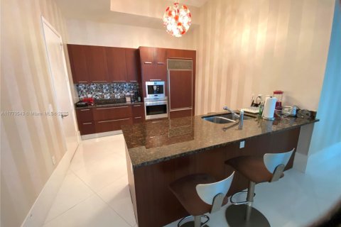 Copropriété à louer à Sunny Isles Beach, Floride: 2 chambres, 193.61 m2 № 1936898 - photo 14