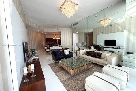 Copropriété à louer à Sunny Isles Beach, Floride: 2 chambres, 193.61 m2 № 1936898 - photo 10